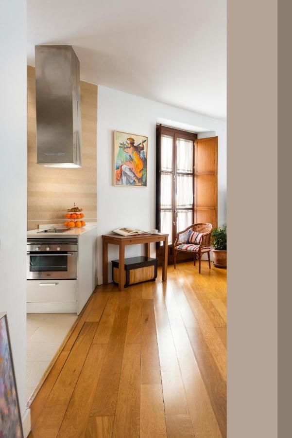 Cathedral Apartment, First Floor 세비야 외부 사진